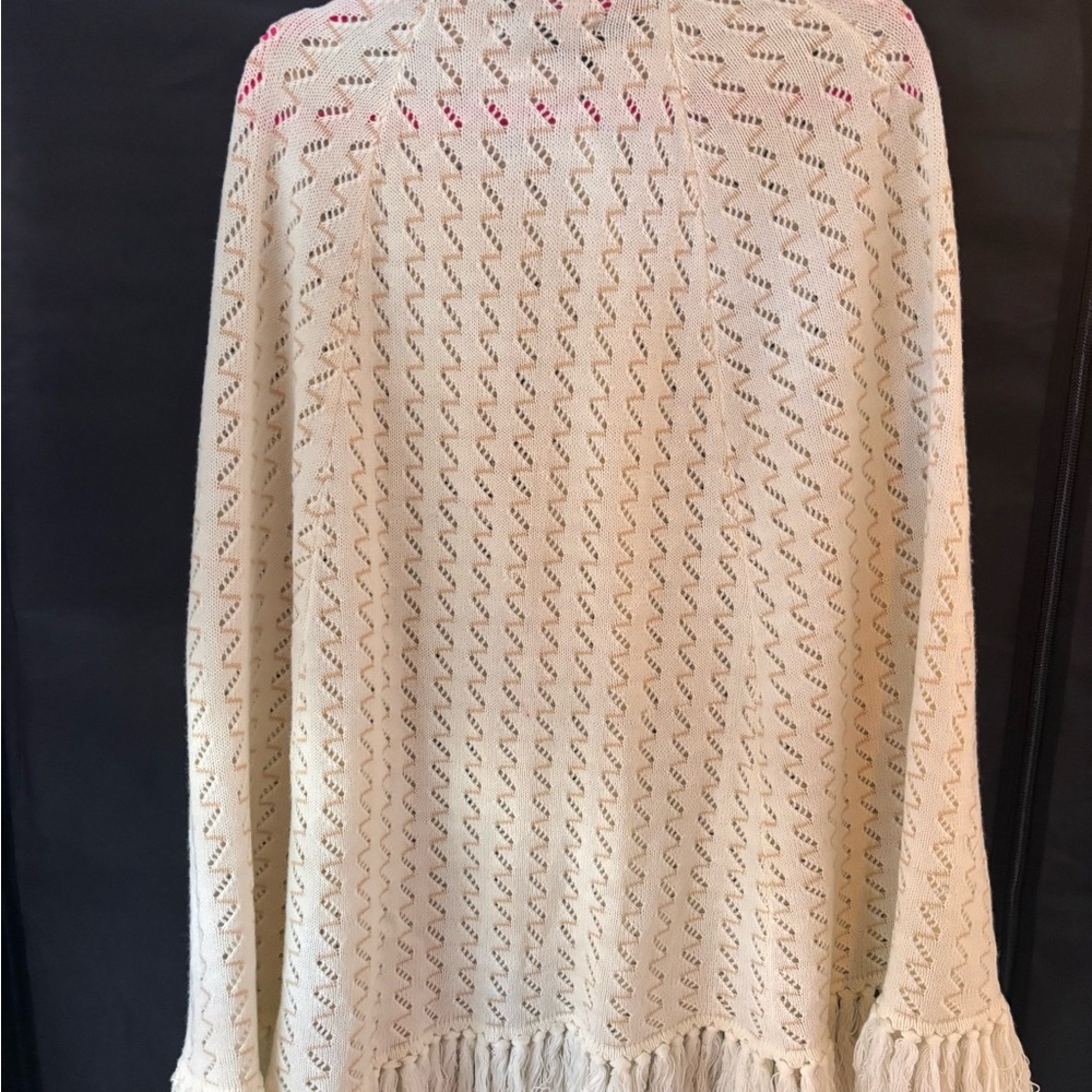 Vintage Sweater Bee Banff Poncho Button Up Sweater - Picture 6 of 8
